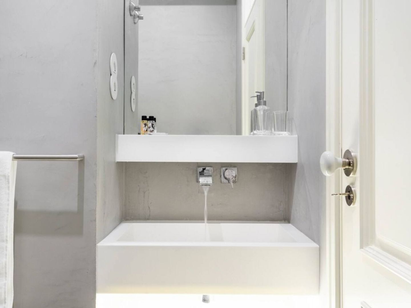 Joivy Wonderful 2Br Flat In The City Centre Лиссабон Экстерьер фото